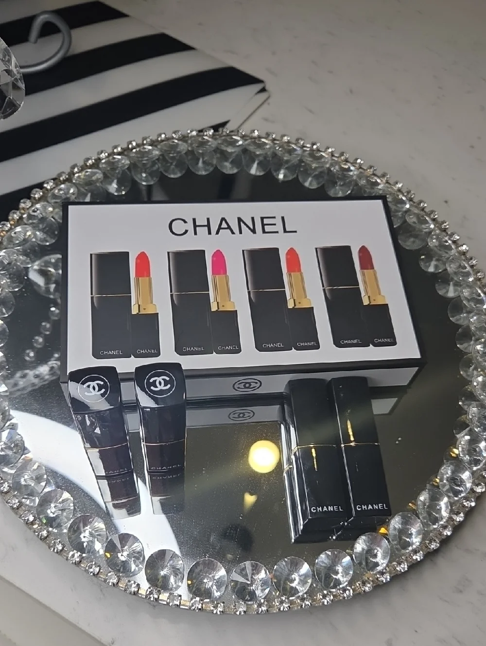 CHANEL Lipstick Set — Pink and Red Tones Nib